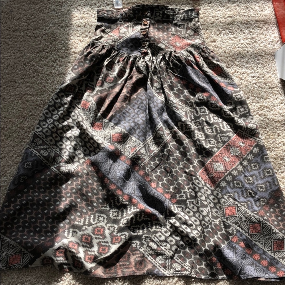 Vintage maxi skirt